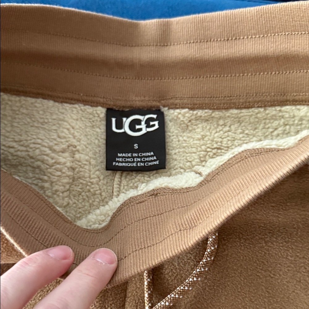[NWT] UGG Fleece Joggers - Picture 3 of 5